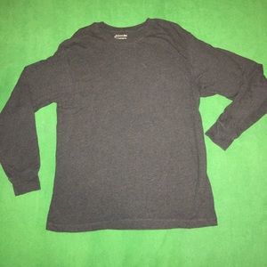 Gray long sleeve shirt